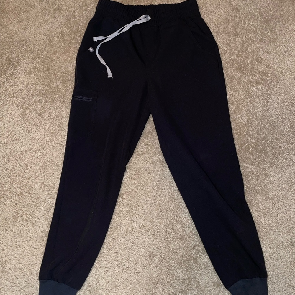 Figs high waisted Zamora scrub pants small petite